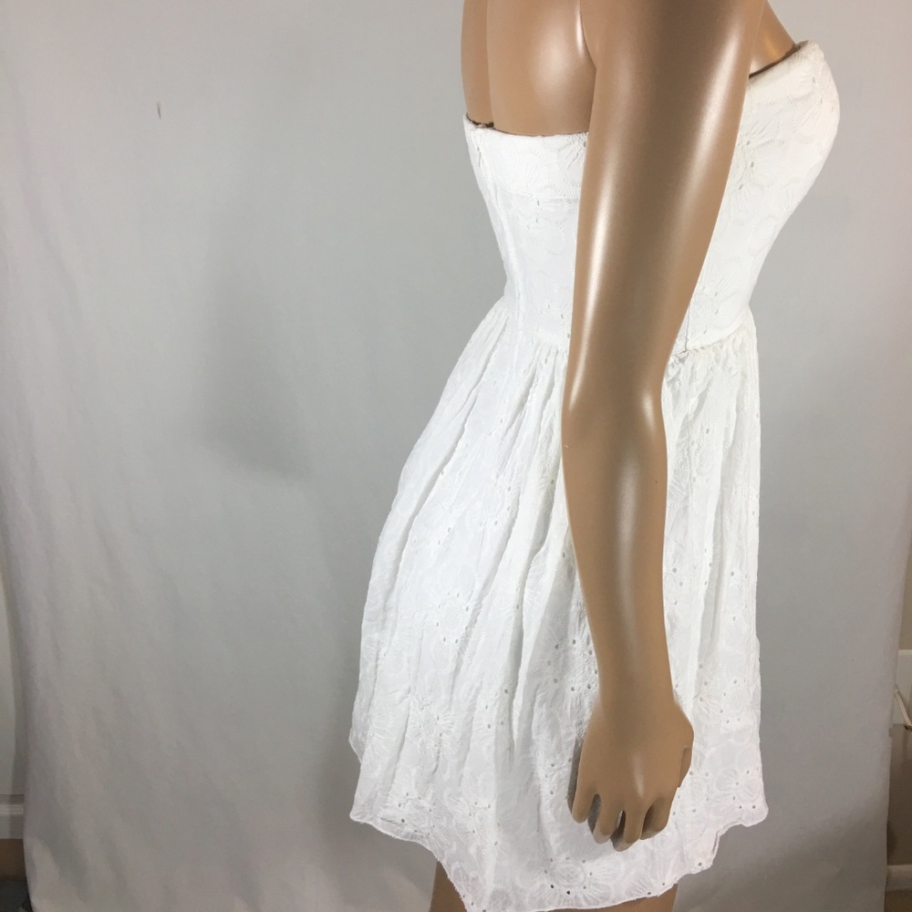 Strapless White Lace Mini Dress - Juniors - Picture 4 of 7
